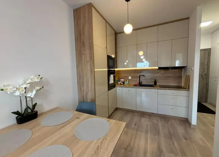 #capitaltower 59a Fv Parking By Okazja *